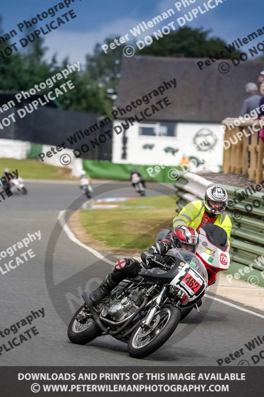 Vintage motorcycle club;eventdigitalimages;mallory park;mallory park trackday photographs;no limits trackdays;peter wileman photography;trackday digital images;trackday photos;vmcc festival 1000 bikes photographs